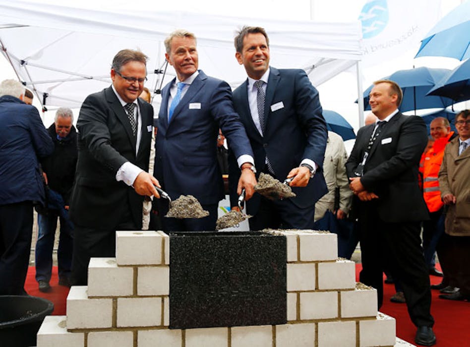 Fra venstre: Trond Nordahl, Gassco, Sven-Erik Svedman, Norges ambassadør i Tyskland og Olaf Lies, minister i Niedersachsen.